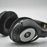 headphones-g5944c7978_640